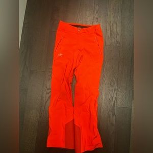 Arc’teryx Womens RAVENNA PANT Size 4 Reg - Very Good Condition - fiesta orange